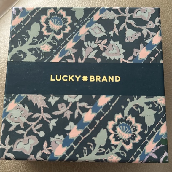 Lucky Brand multi strand chain bracelet. In original packaging - Picture 6 of 7